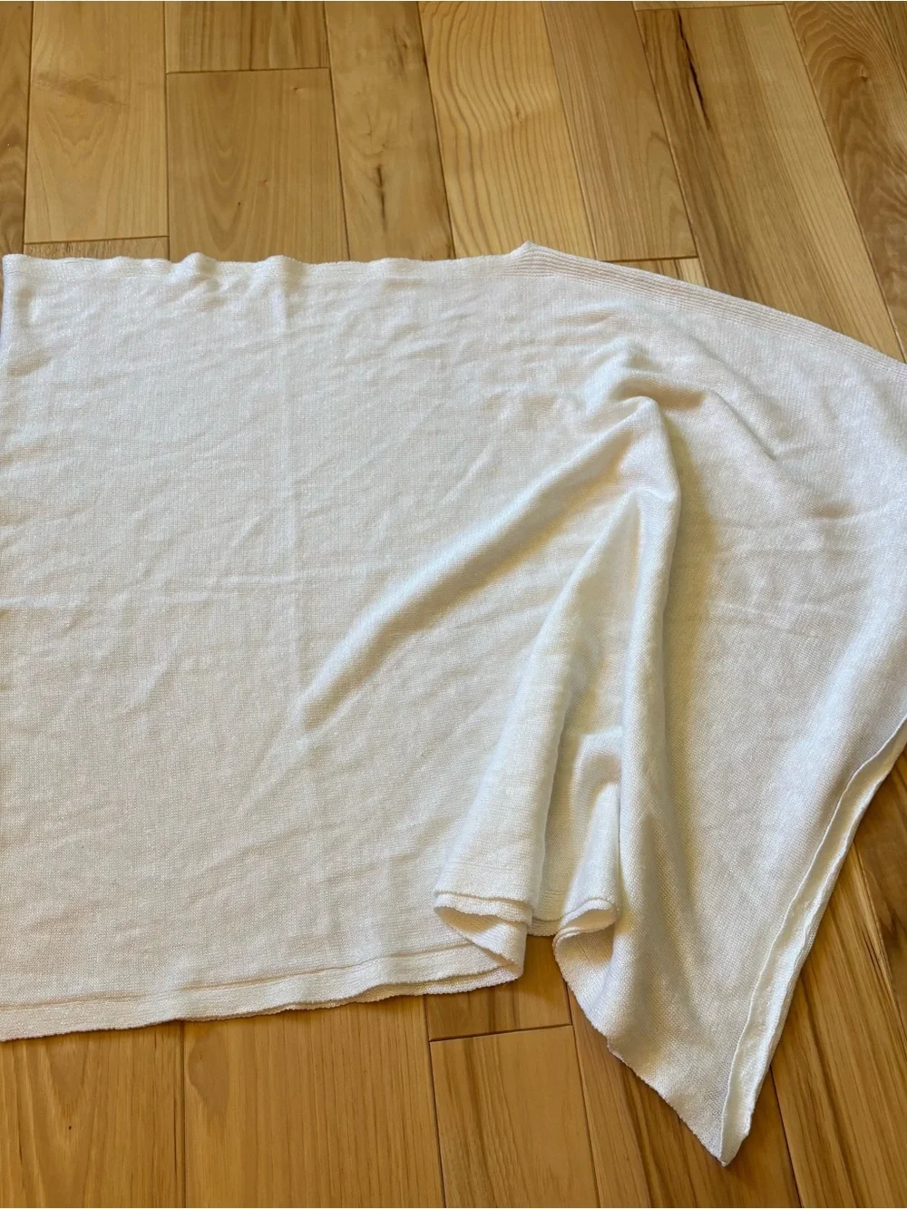 Lilly Pulitzer Bayshore Sweater Wrap Linen Blend Iridescent White Accessory